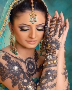 Indian Mehndi Designs 2012 For Bridals