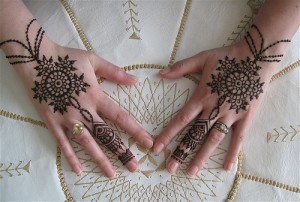 latest mehndi designs eid 2012