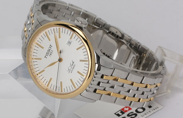 Branded and stylish wrist watches