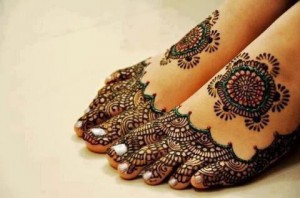 Traditional bridal mehndi designs