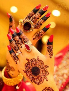 Tikya style bridal mehndi designs