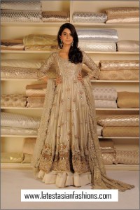 Walima maxi dresses in pakistan