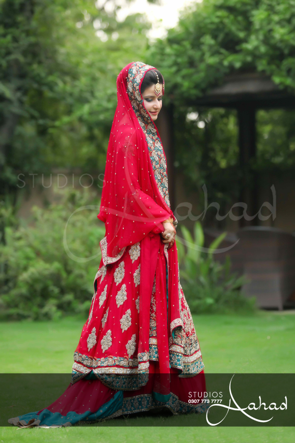Buy Pakistani couture bridal dresses online