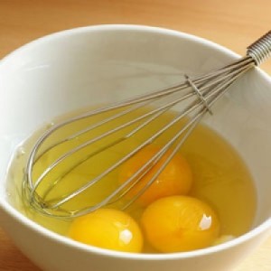 Egg mask for scar treatment