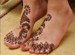 glitter mehndi designs for feet