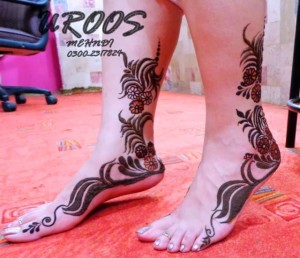 new simple mehndi designs for feet