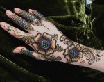 Best glitter henna designs for Eid