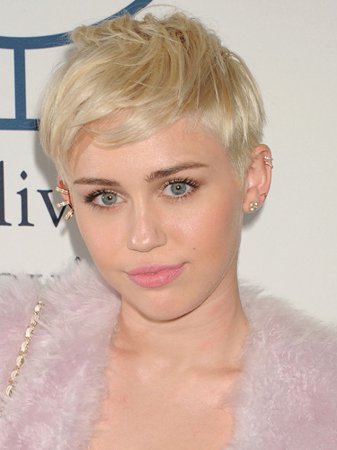 miley cyrus famous pixie hairstyle 2014