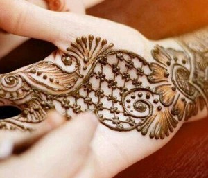 Latest henna pattern