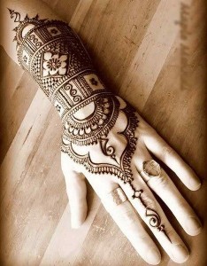 Pakistani Mehndi designs 2015