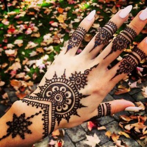 Stylish Mehndi Patterns 2015