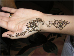 Mehndi Designs for the Palm