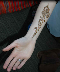 Mehndi designs for arms
