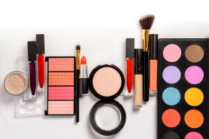 makeup tools and accessories